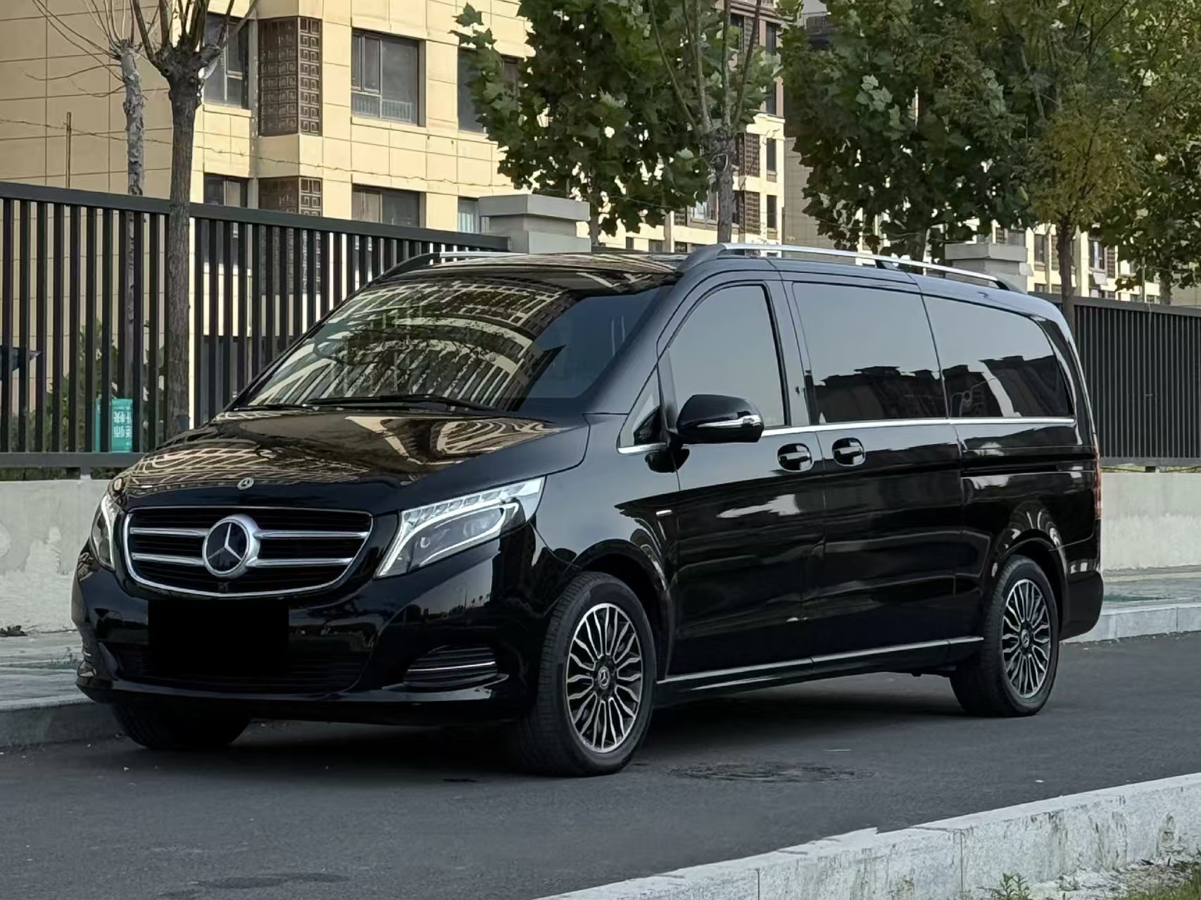 Mercedes V-Class